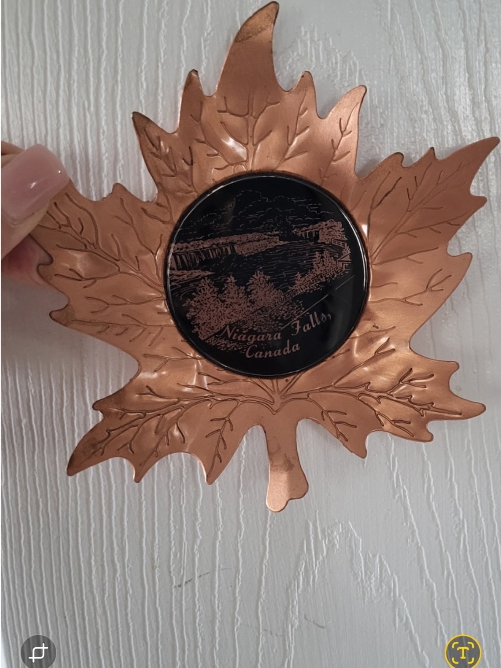 Copper-Tone Maple Leaf Wall Accent with Niagara Falls Medallion
